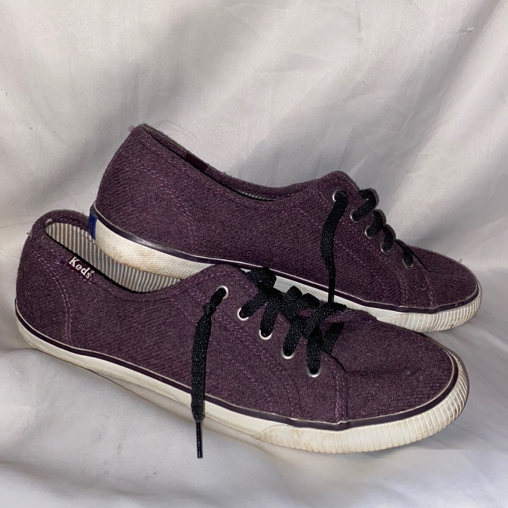 Size 7 grayish purple Keds sneakers
